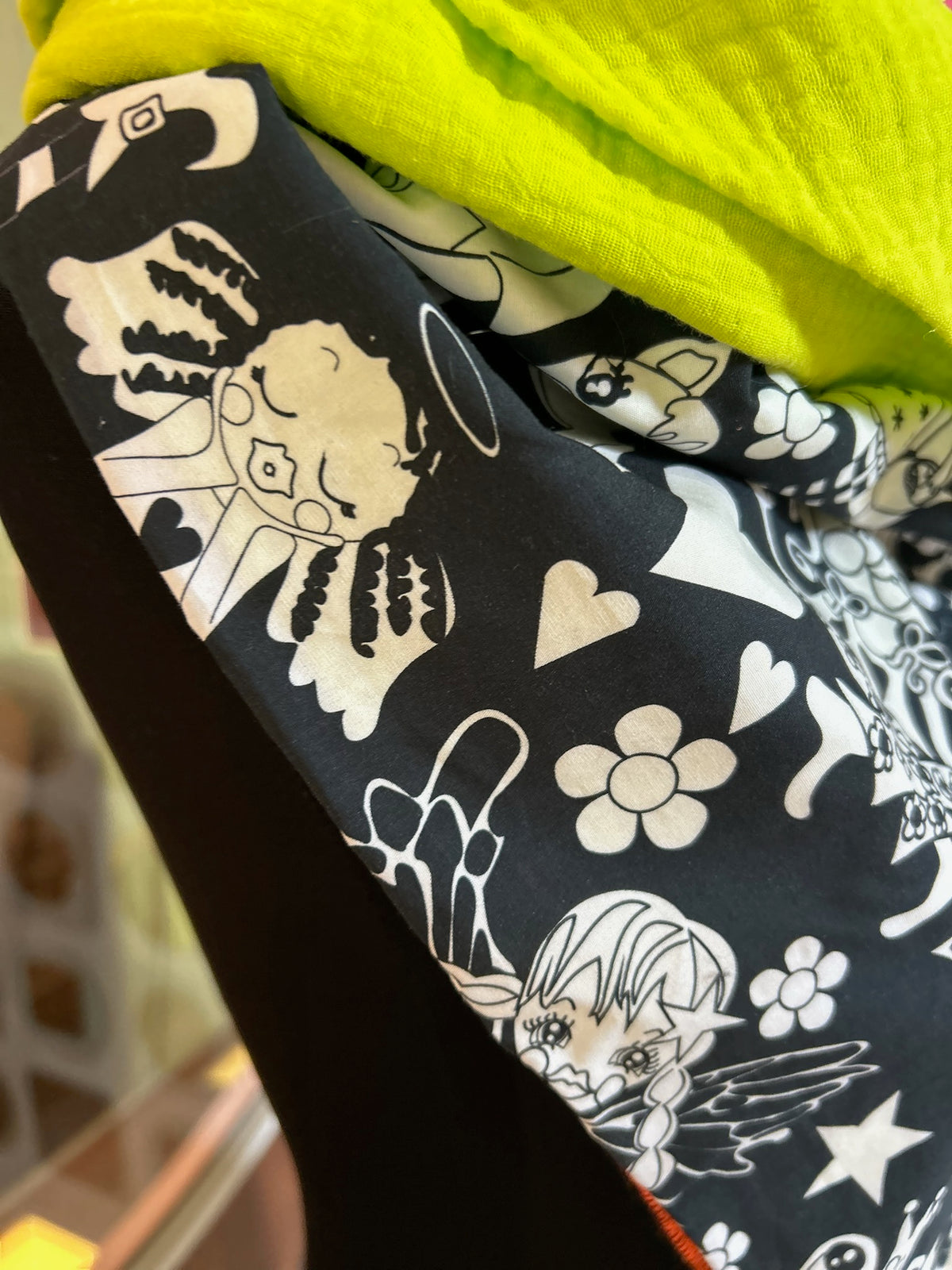 Wendemusselin-Schal mit märchenhaftem Schwarz-Weiß-Motiv 🦄✨
